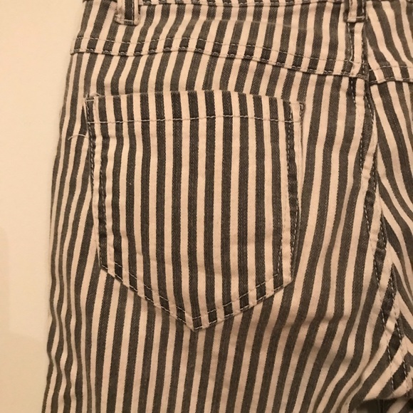 Black & White Striped Skinny Jeans - Picture 4 of 5